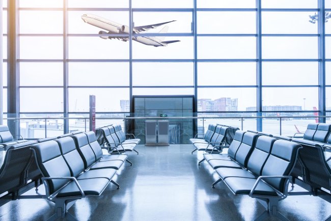 What do I do if I’m on vacation with wildfire smoke or flames nearby?